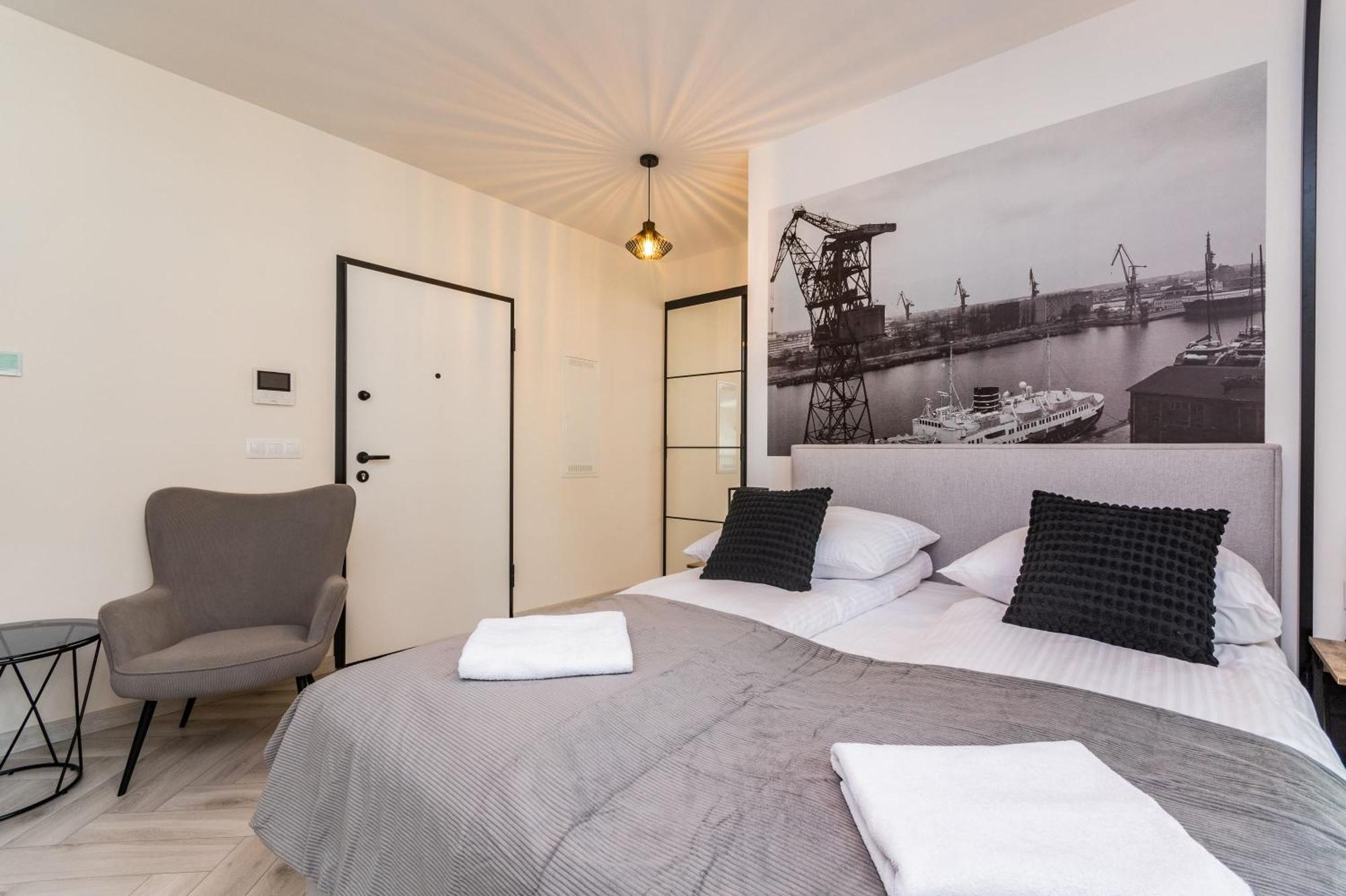 Doki Studio Stocznia By Grand Apartments Gdansk Exterior photo